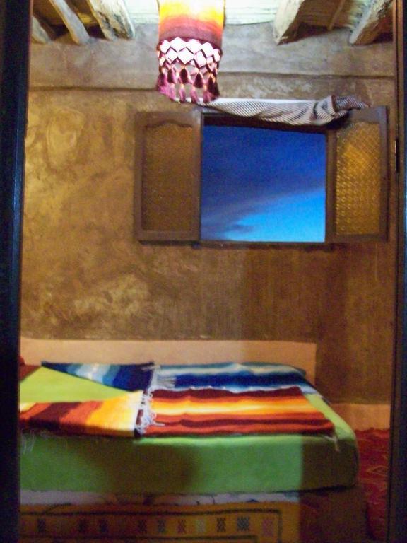 Auberge Toda Kasbah Tinfou Zaouia de Sidi el Mokhtar Ben Ali Esterno foto